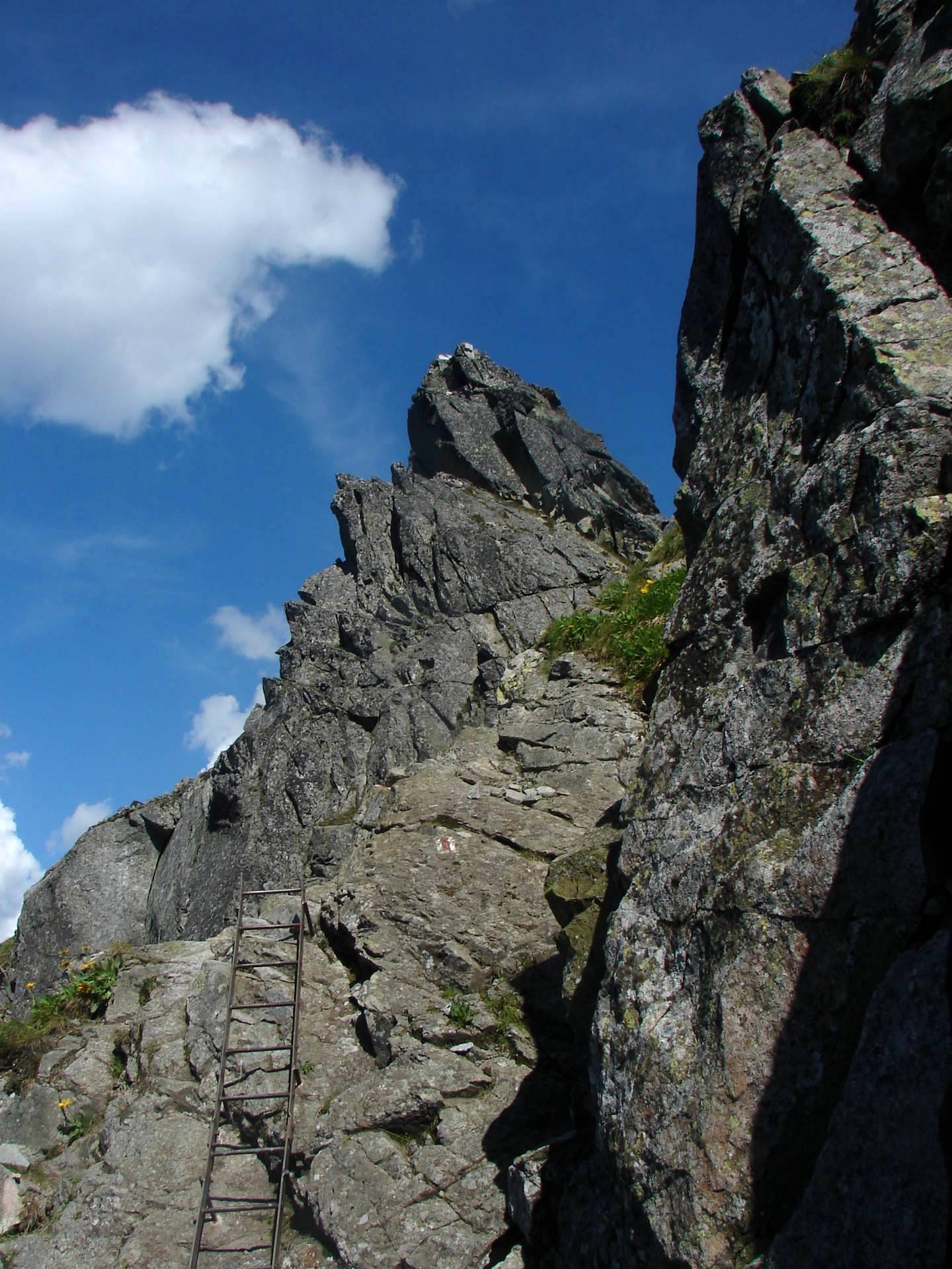 A világ 3. legnehezebb turistaútja a Sas út-1