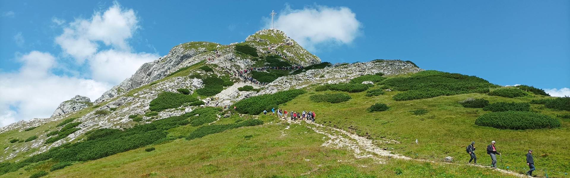 115 éves a Giewont keresztje