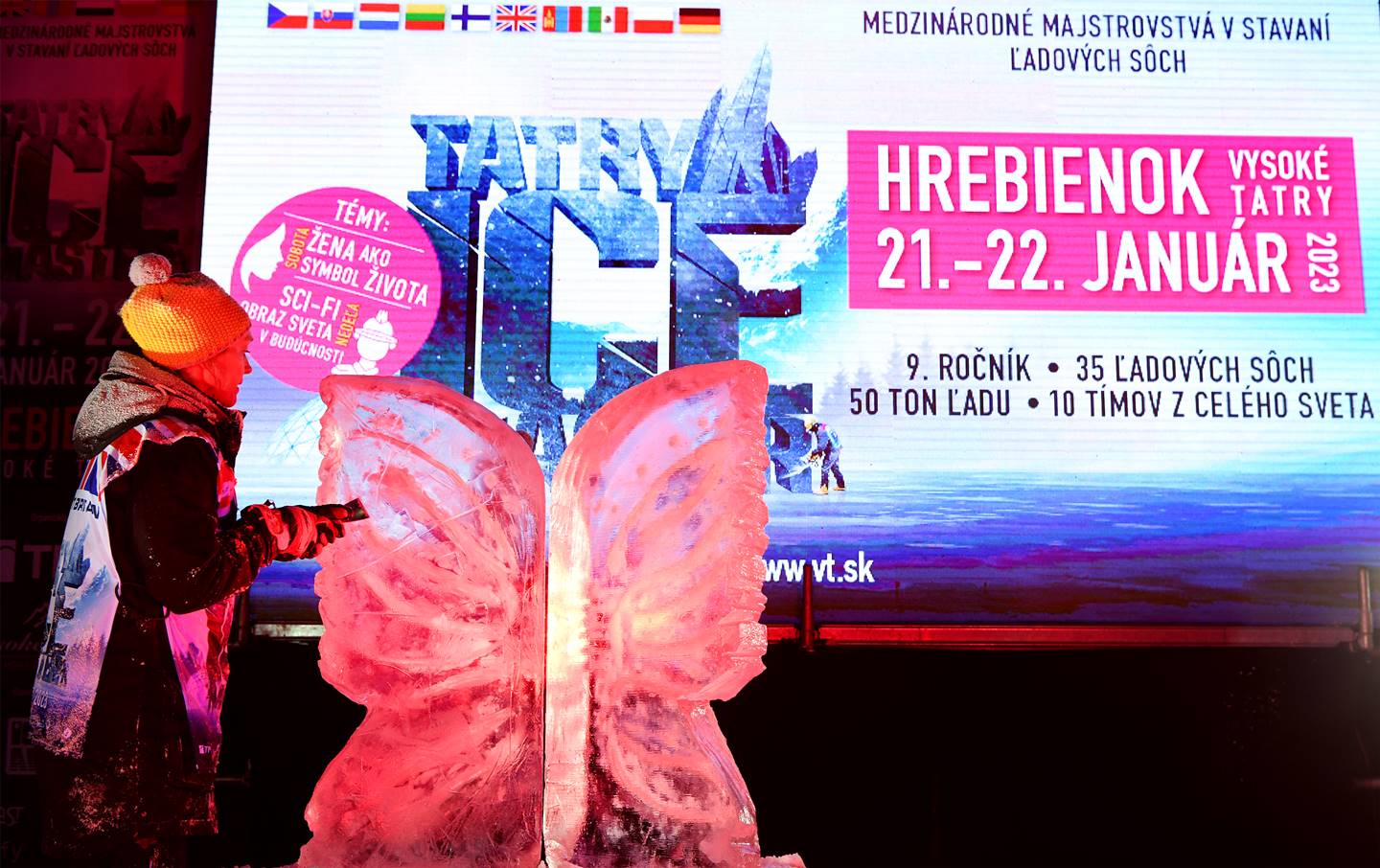 Tíz csapat 35 remekművet alkotott a Tatry Ice Master jégszobrász versenyen-5