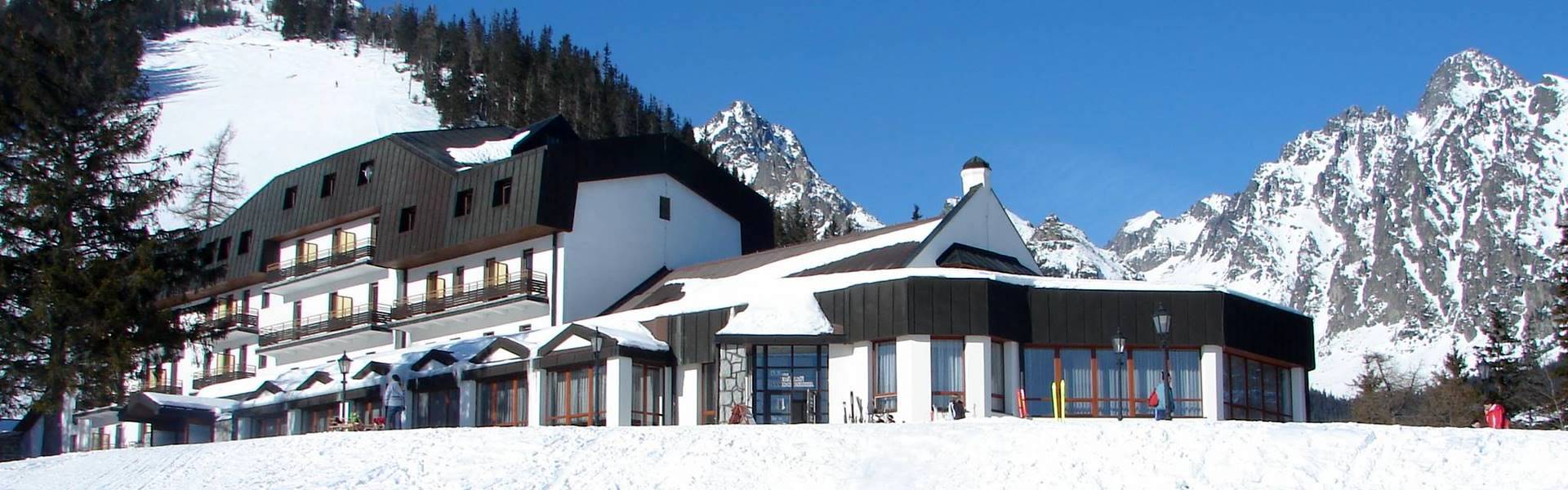 A világ 10 országából érkező jégszobrászok versenyeznek a Tarajkán