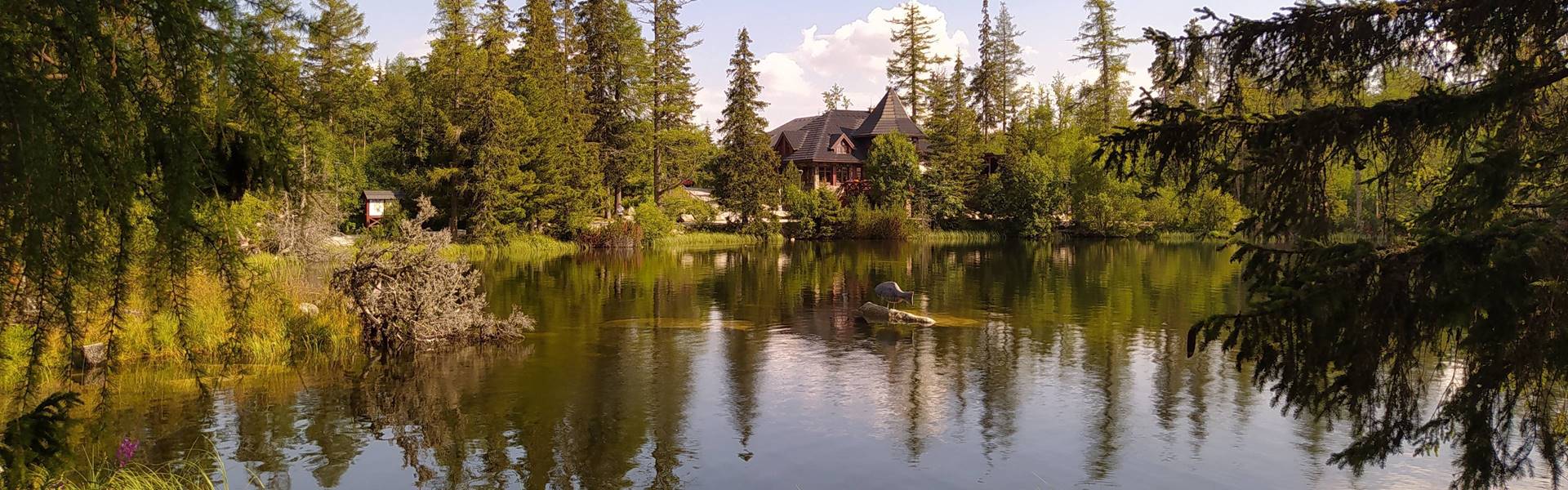 Sokba kerülhet a fürdés a tátrai tavakban