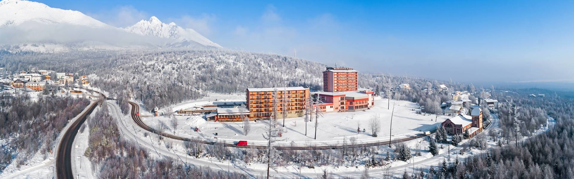 Pihenjen és töltődjön fel a modern Grand Hotel Bellevue szállodában a Magas-Tátrában