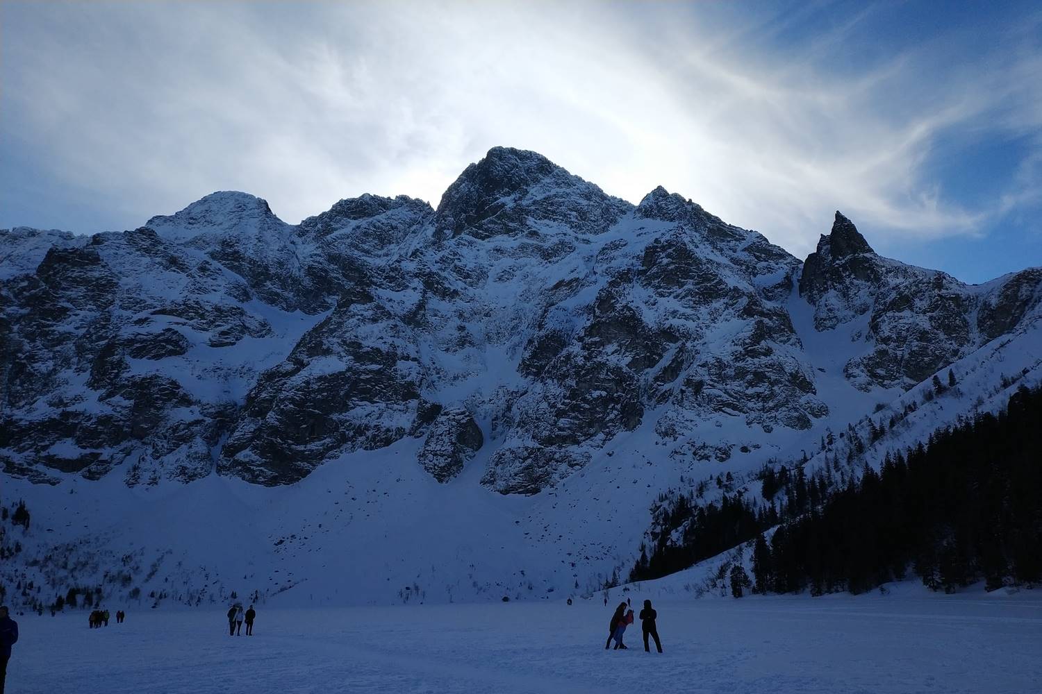 Tűzijáték, hangos zene és sziréna zavarta meg a szilvesztert a Halastónál-1