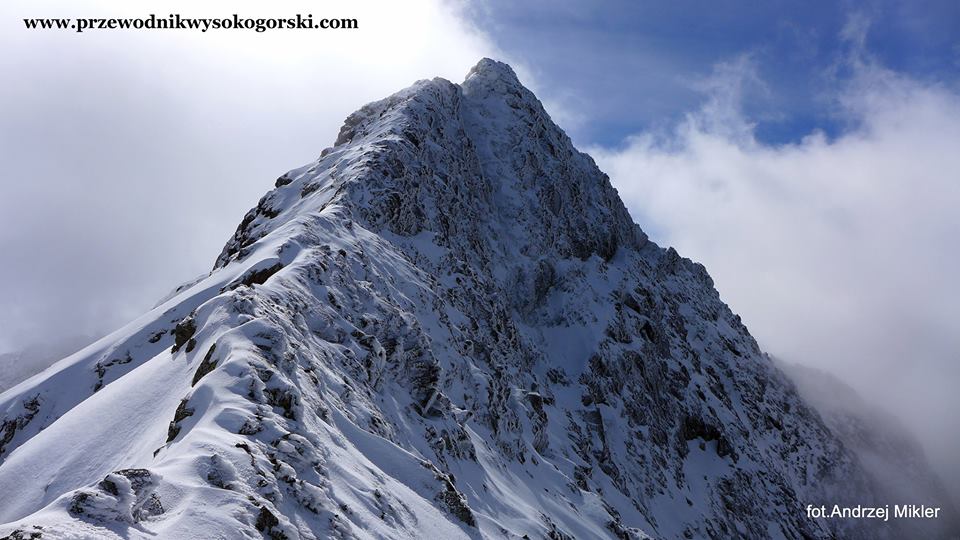 Hegyimentők beavatkozása tragikus kimenetellel-1